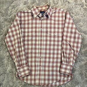 Gently Used Wrangler Men’s Red and Beige Plaid Casual Shirt